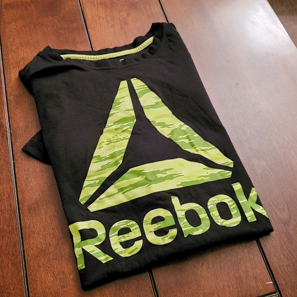 Reebok Other - Reebok short sleeve tshirt